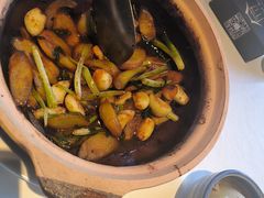 -八府香鸭·啫啫煲(华山路店)