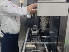 -海底捞火锅(河东万达广场店)