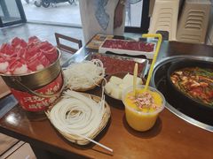 -黔有有贵州酸汤夺夺粉火锅(五味十字店)