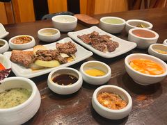-萨拉伯尔(燕莎友谊商城店)