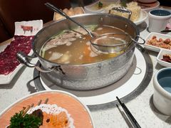 -左庭右院鲜牛肉火锅(环球港店)