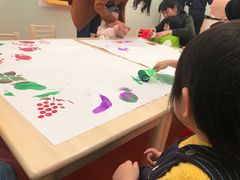 -小门牙好性格托育(北外滩中心)