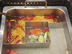 -渝水岸·鲜货火锅(新村7店)