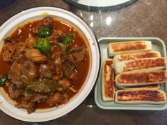 信阳地锅鸡-阿庄新豫菜(通泰路店)