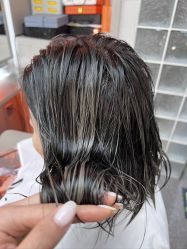 -艾美A·M Hair Salon