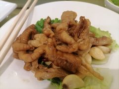 腊八蒜脱骨凤爪-鹏天阁酒楼·海鲜(红旗店)