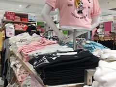 -优衣库(无锡荟聚购物中心店)