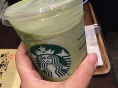 燕麦抹茶拿铁-星巴克(东莞塘厦万科生活广场店)