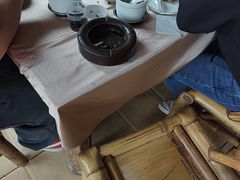 -鲤鱼塘农家山庄