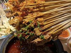 -灌县老妈砂锅串串香(万科红生活广场店)