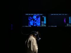 -VR间客漫虚拟现实体验馆(汉街店)