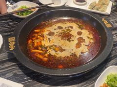-老船舫·现做活鲜鱼馆(东郊记忆店)