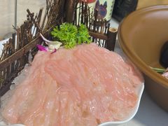 -老牌坊云南鱼豆花火锅(哈西万达店)