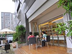 店外花园-罗莎蛋糕Rosa bread(四方坪店)