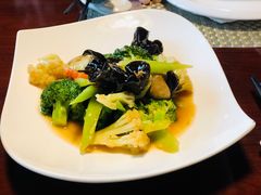 炒什锦蔬菜-食肆&Fourteen(武林夜市店)