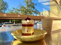 -HOWLULU蛋糕商店