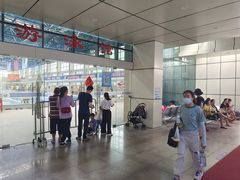 -奥冠体育华师附中恒温游泳馆