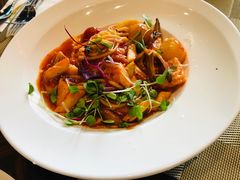 -YUE·6·西式融合餐厅(外滩六号店)