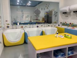 -Cool-Fun蓝鲸π水育早教中心(金山万达海汇街店)