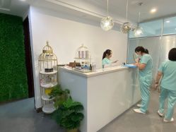 -YooMee优美智能科技美肤机构