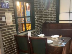-东口码头·烧鸽子·鱼头泡饼·地方菜(金鹰悦城店)