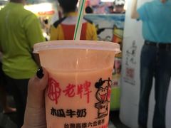 -六合夜市