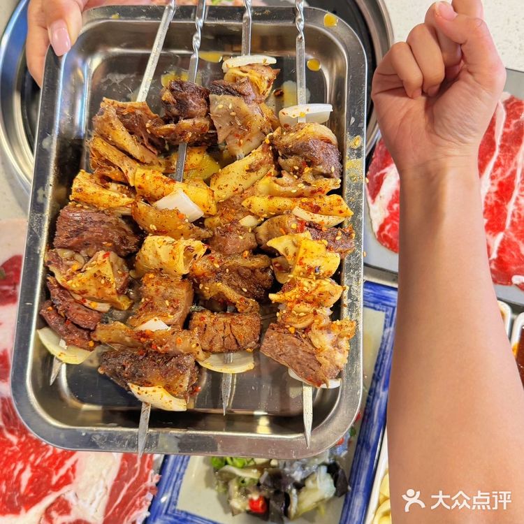 4串一斤牛肉❗宫后烤串绝到家了❗