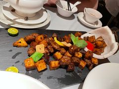 椰果杏鲍菇牛肉粒-闻见中国海南菜(K11店)