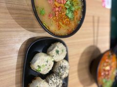 -小杨生煎(金山百联购物中心3楼店)