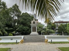 -吐斯廉屠杀博物馆