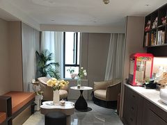 -晴天里酒店(春熙路太古里店)