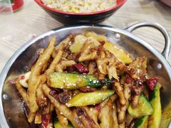 -江城燕子大排档(江汉路步行街店)