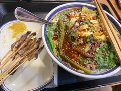 -云阿蛮云南生烫牛肉米线(奉贤路店)