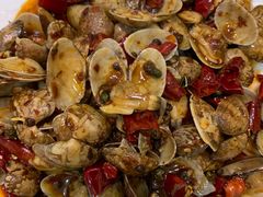 -扒虾小妹儿麻辣海鲜(宏图街店)