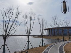 -上海滴水湖皇冠假日酒店