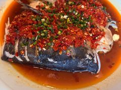 剁椒鱼头-大瓦罐湘土菜(海淀南路店)