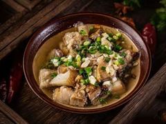 -红土地(地铁站)