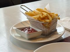 -WOLFGANG PUCK KITCHEN & BAR(迪士尼小镇店)