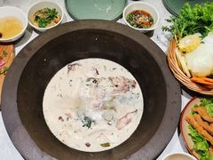 -鲜潭蒸汽石锅鱼(五道口购物中心店)