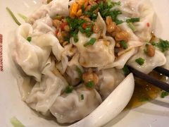 -双燕楼·手工馄饨·汤面小吃(世纪汇店)