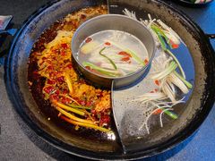 -渝涯重庆豆花老火锅(中赢国际店)