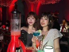 -Darling Queen·Mini·Live·House