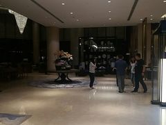 大堂-武汉世茂希尔顿酒店·汇·全日餐厅