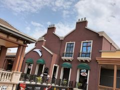 -王府井奥莱临潼小镇(临潼店)