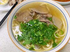 牛肉拉面加牛肉-伊祥·敦煌楼