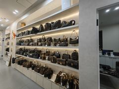 -六六奢品·vintage中古·回收二手奢侈品包包手表首饰(环球港店)