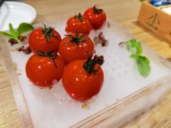番茄脆菇沙拉-小大董·烤鸭(五棵松店)