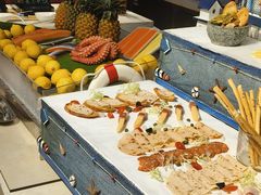 -海口绿发希尔顿酒店-田园汇自助餐·三文鱼·海鲜