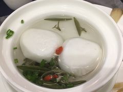 莼菜鱼丸汤-源時代·江浙小馆