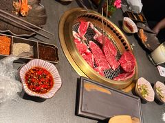 -铭牛烧肉·和牛海鲜自助(高新月牙湖店)